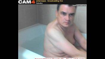 Bathtub webcam show
